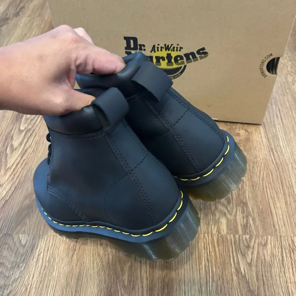 DR MARTENS black leather lace up ankle boots booties shoes women’s 8 new in box